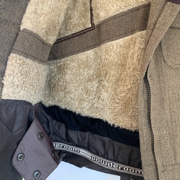 Powder room vest - Picture 8 of 10